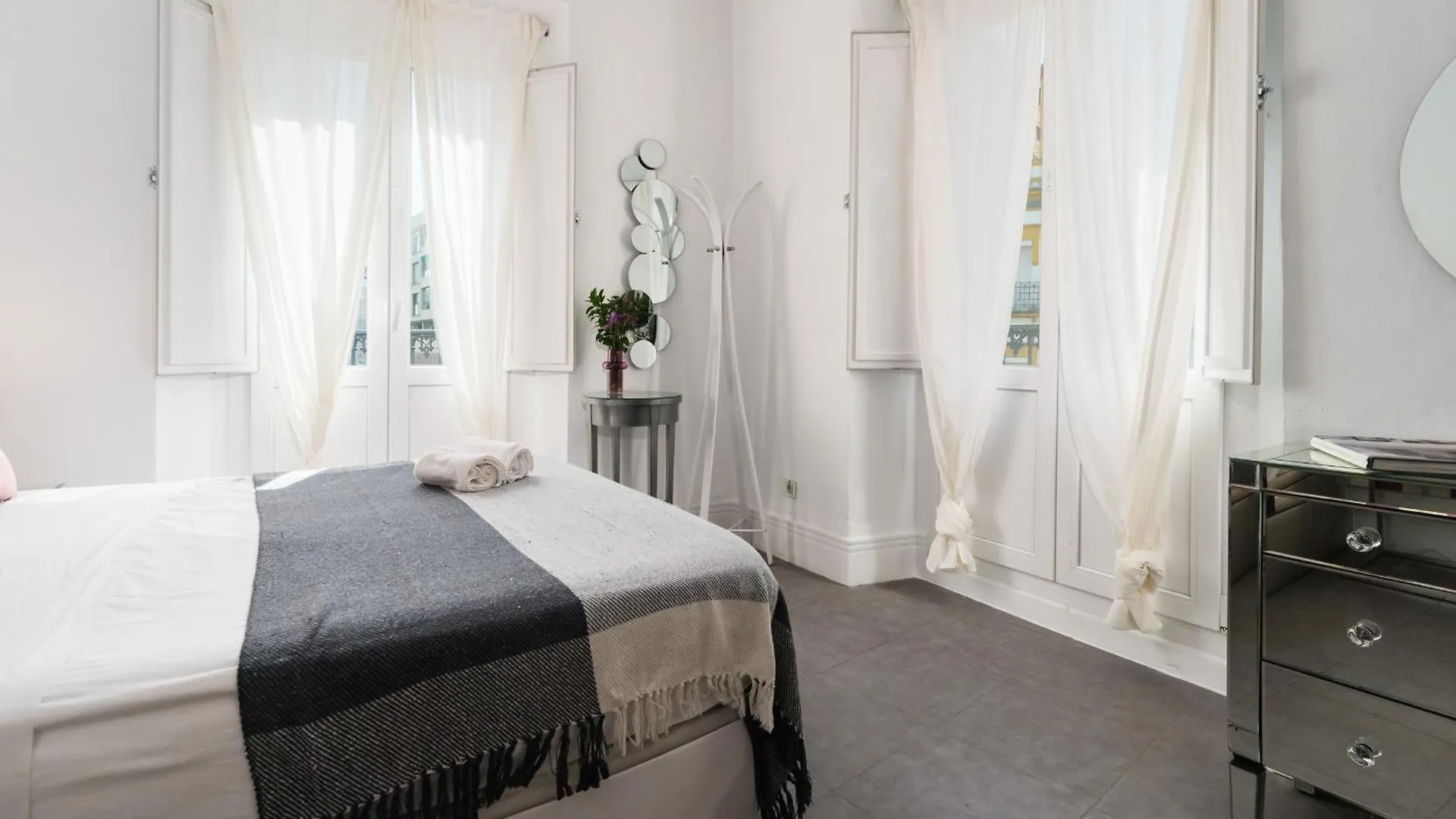 Premium Aft Magdalena Apartment Seville