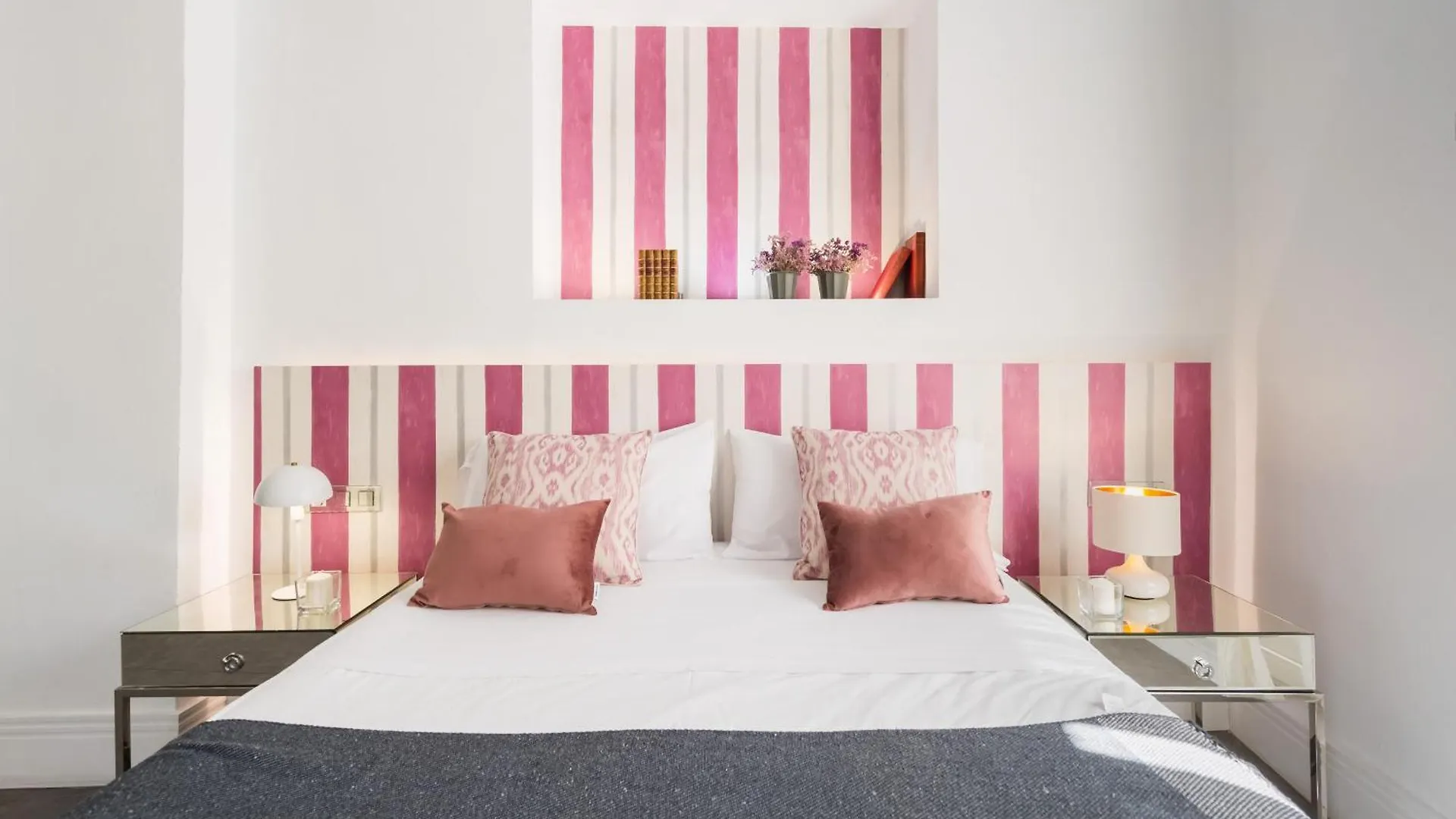 Premium Aft Magdalena Apartment Seville Spain