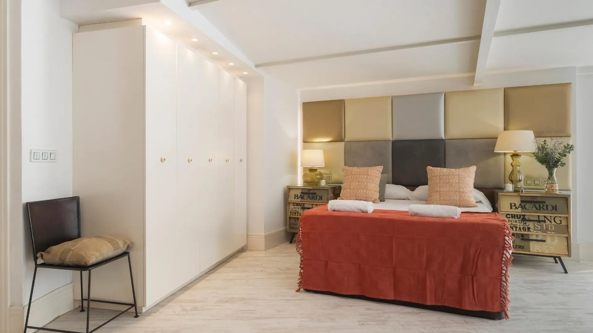 Premium Aft Magdalena Apartment Seville